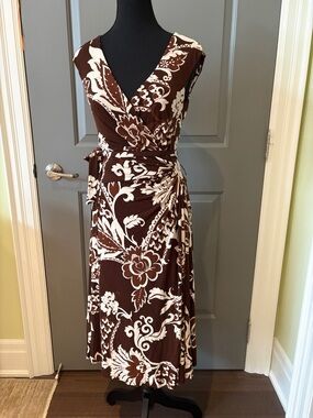 Jones New York Brown and White Floral Wrap Midi Dress